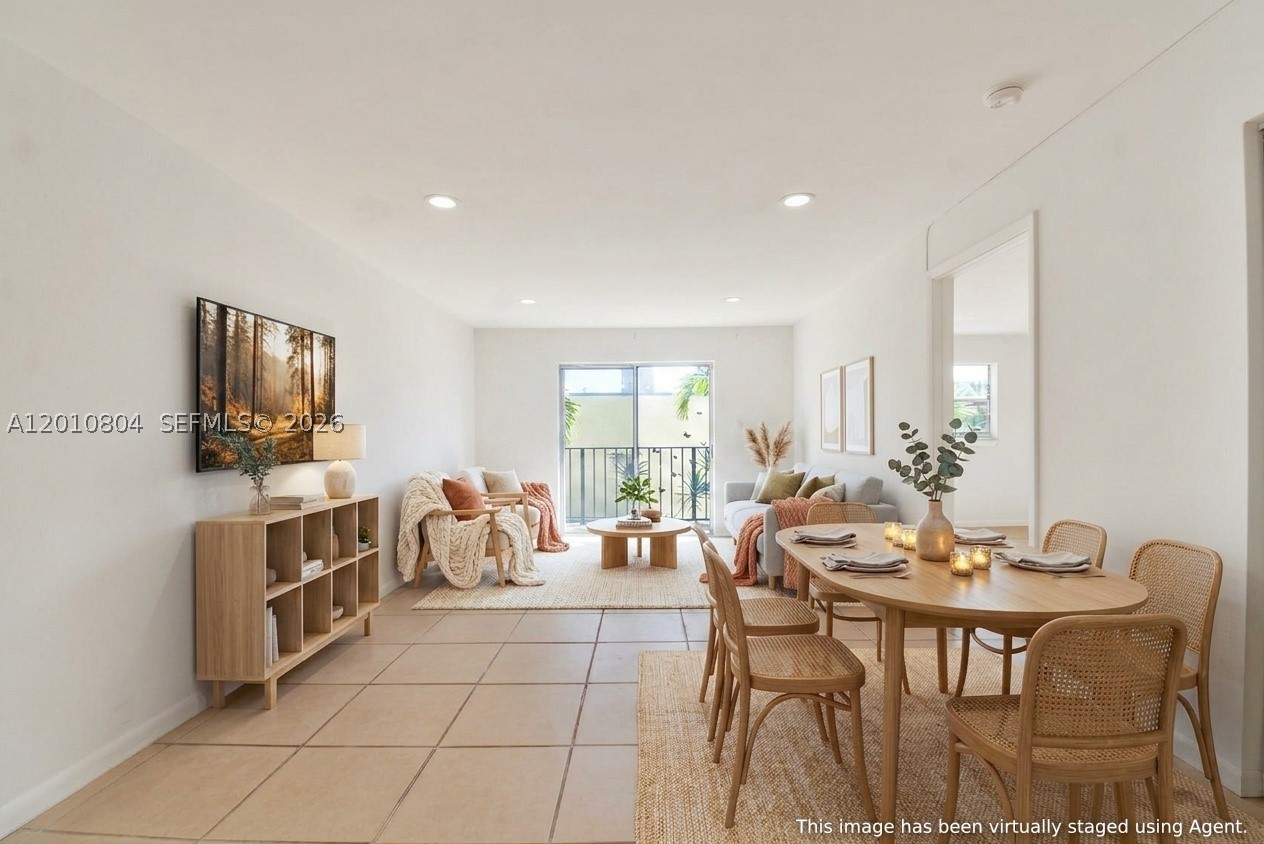 618 Euclid Ave Unit 303 — photo