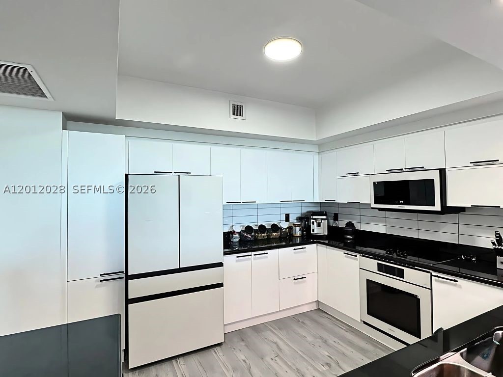 14951 Royal Oaks Ln 1708 — photo