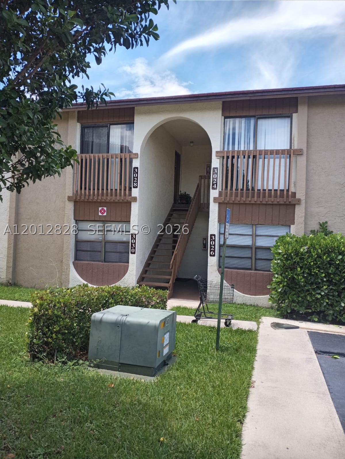 3024 Coral Ridge Dr 215C — photo