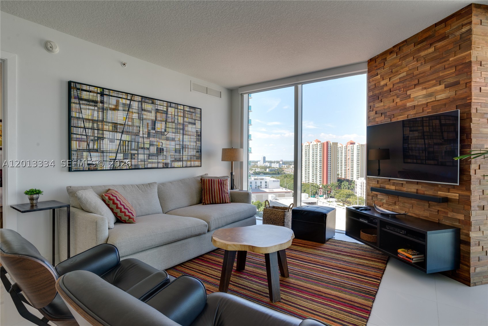150 Sunny Isles Blvd 1-1603 — photo