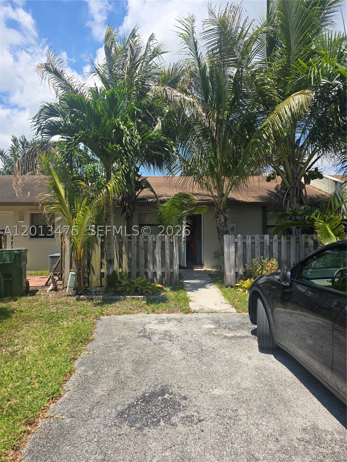 1630 Sandpiper Blvd — photo