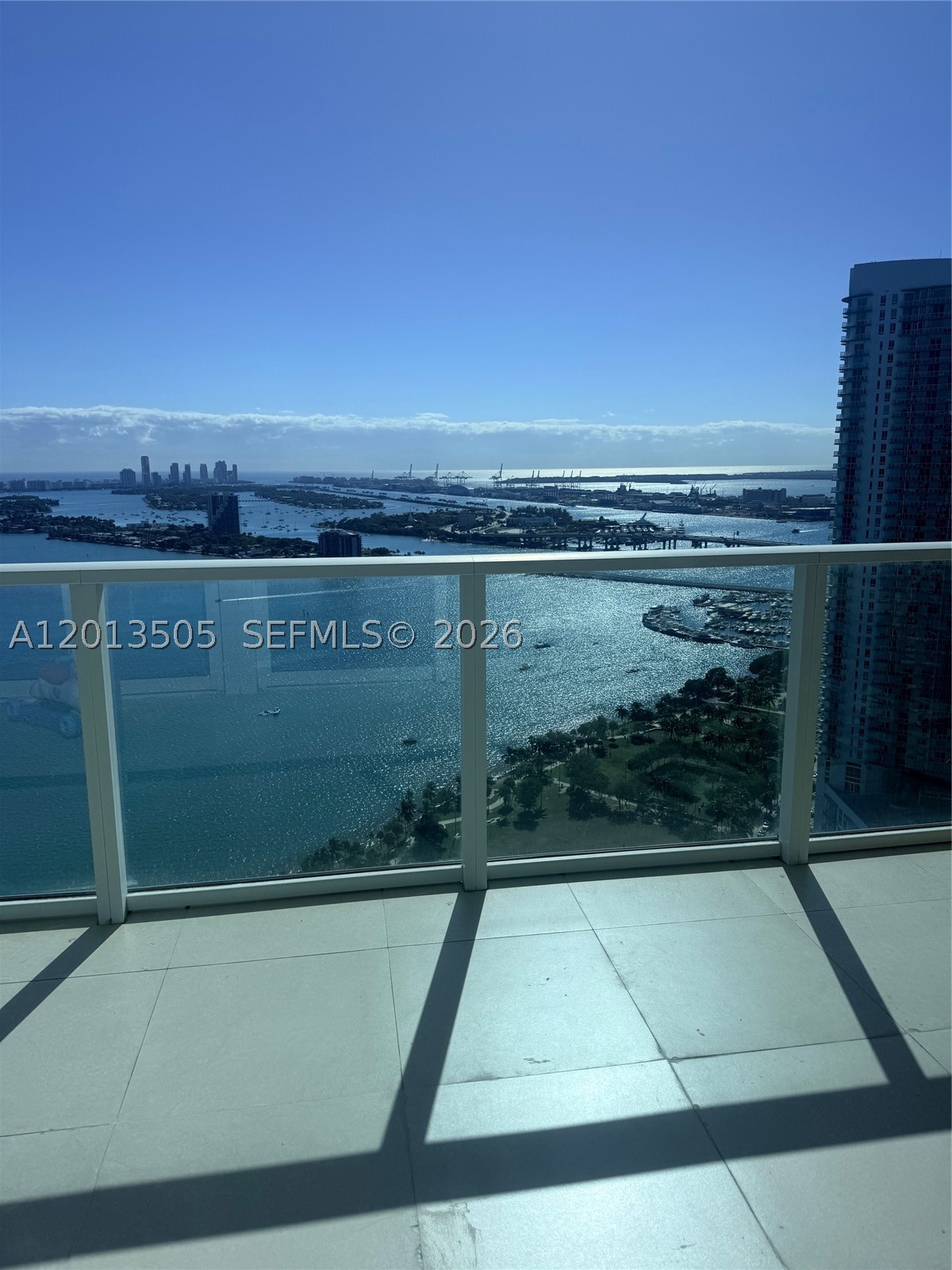 2020 N Bayshore Dr 3804 — photo