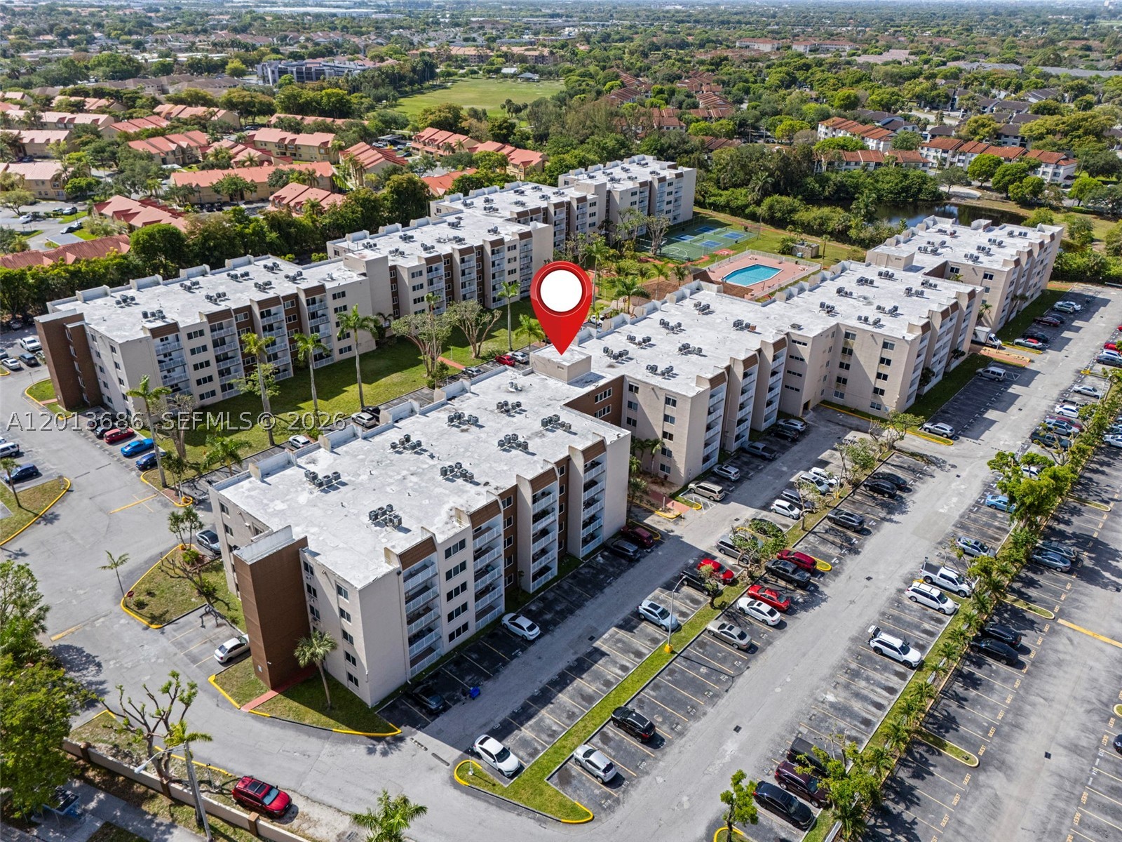 6950 Miami Gardens Dr 2-506 — photo