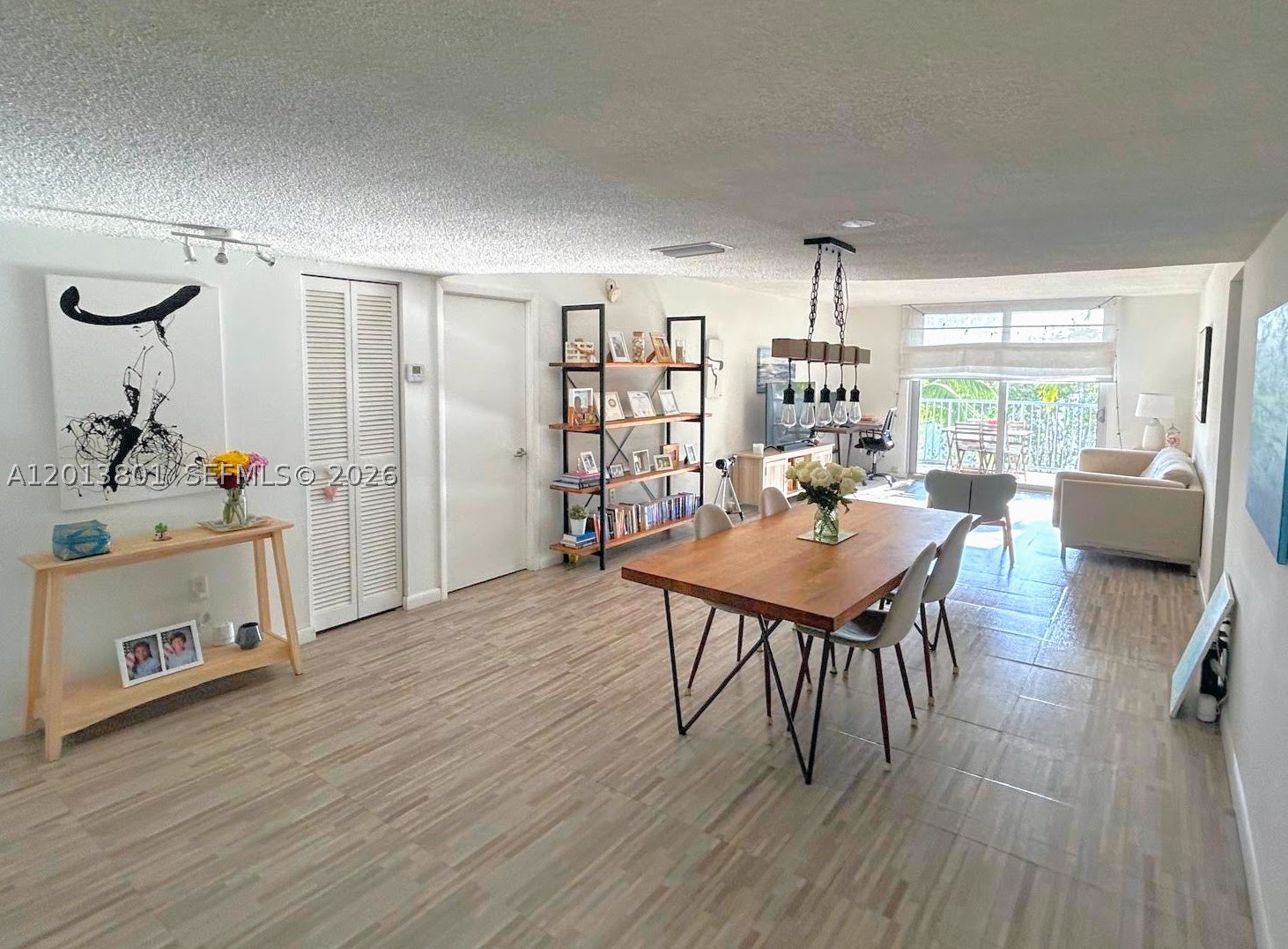 210 Sea View Dr 405 — photo