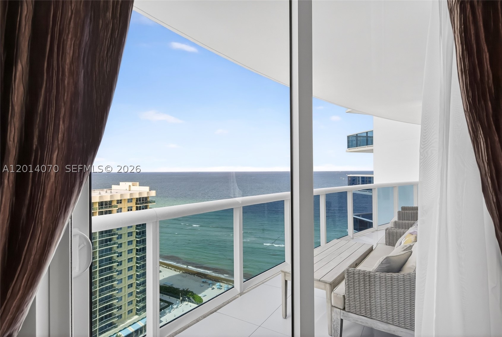 2711 S Ocean Dr 1901 — photo