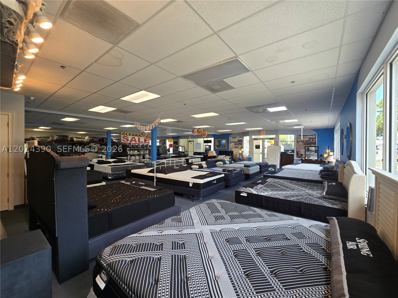 100 N State Road 7 100-101-102 — photo