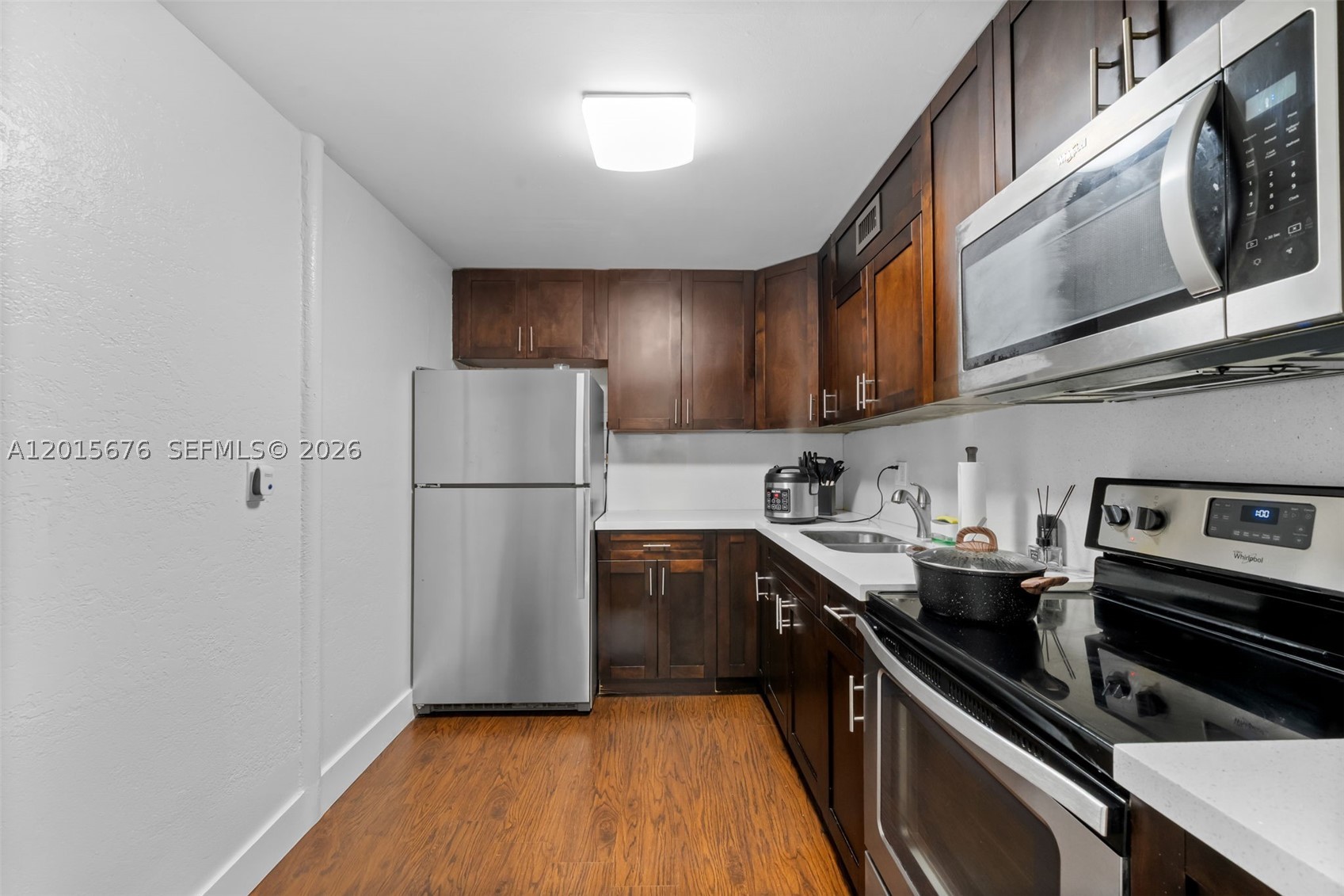 1800 Sans Souci 332 — photo