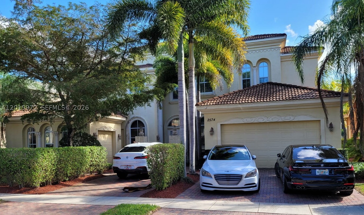 2574 Treanor Ter — photo