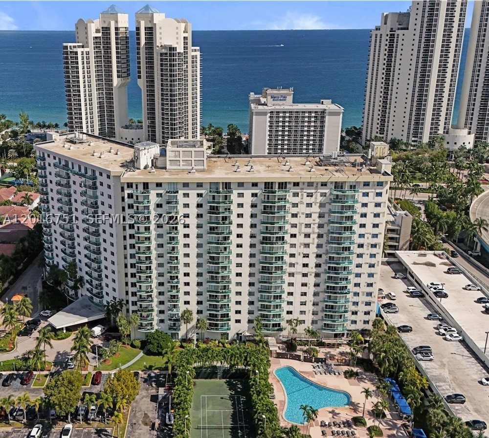 19370 Collins Ave 626 — photo