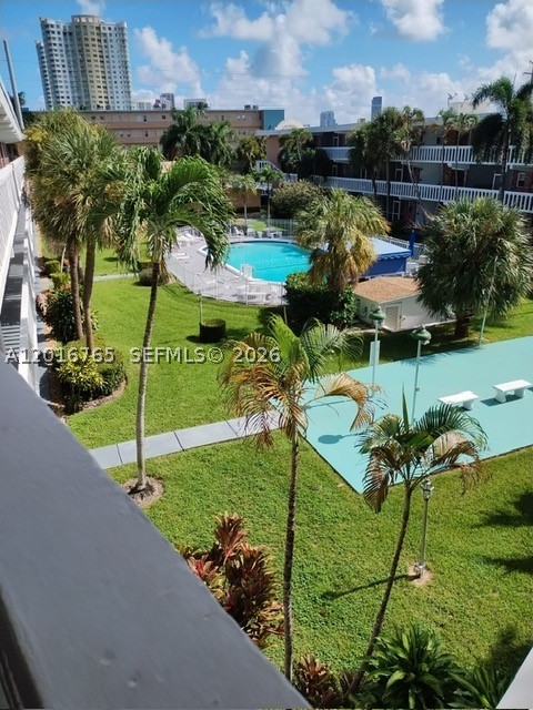 201 NE 14th Ave 10C — photo