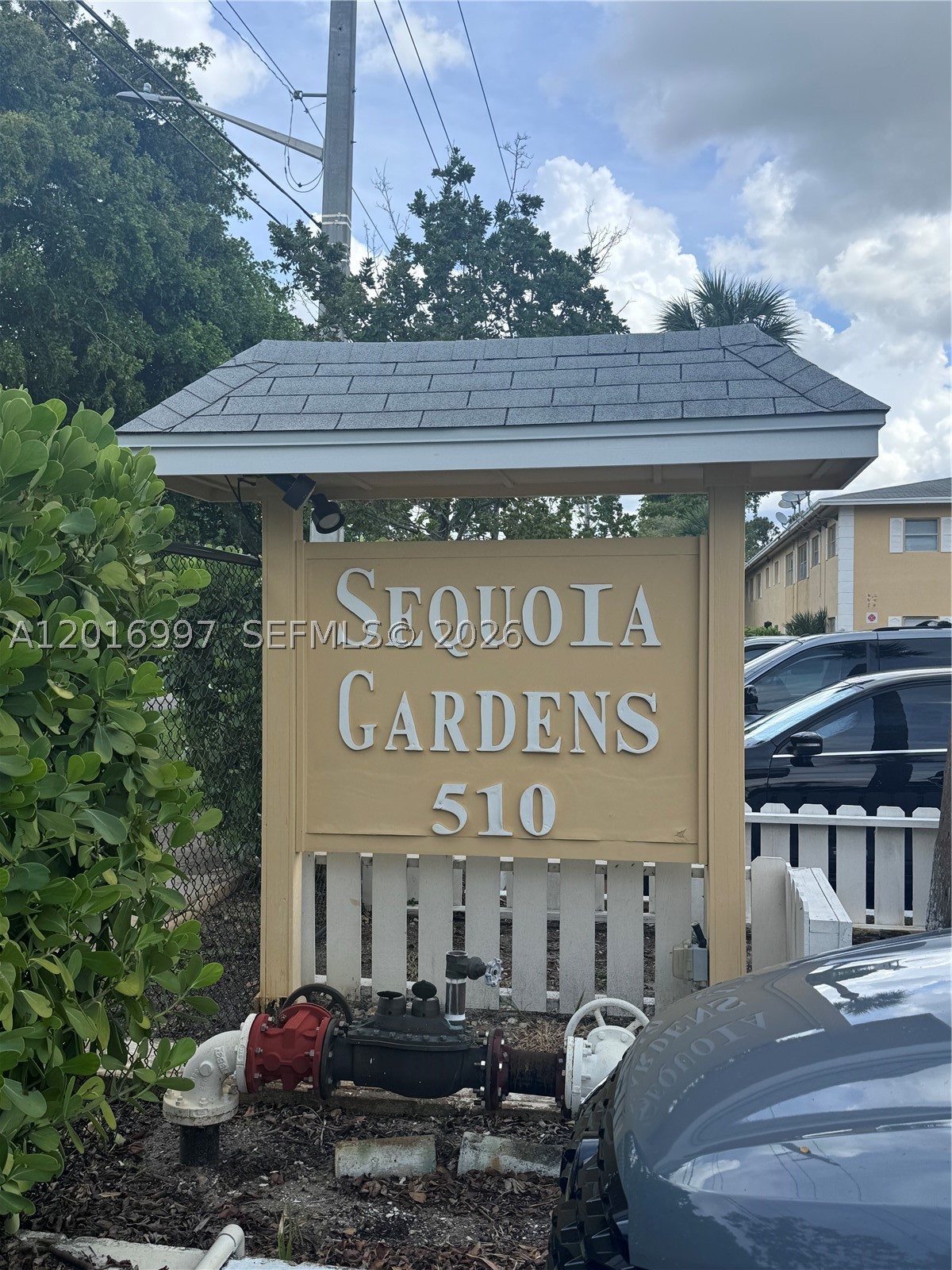 410 SE 2nd Ave 21 — photo