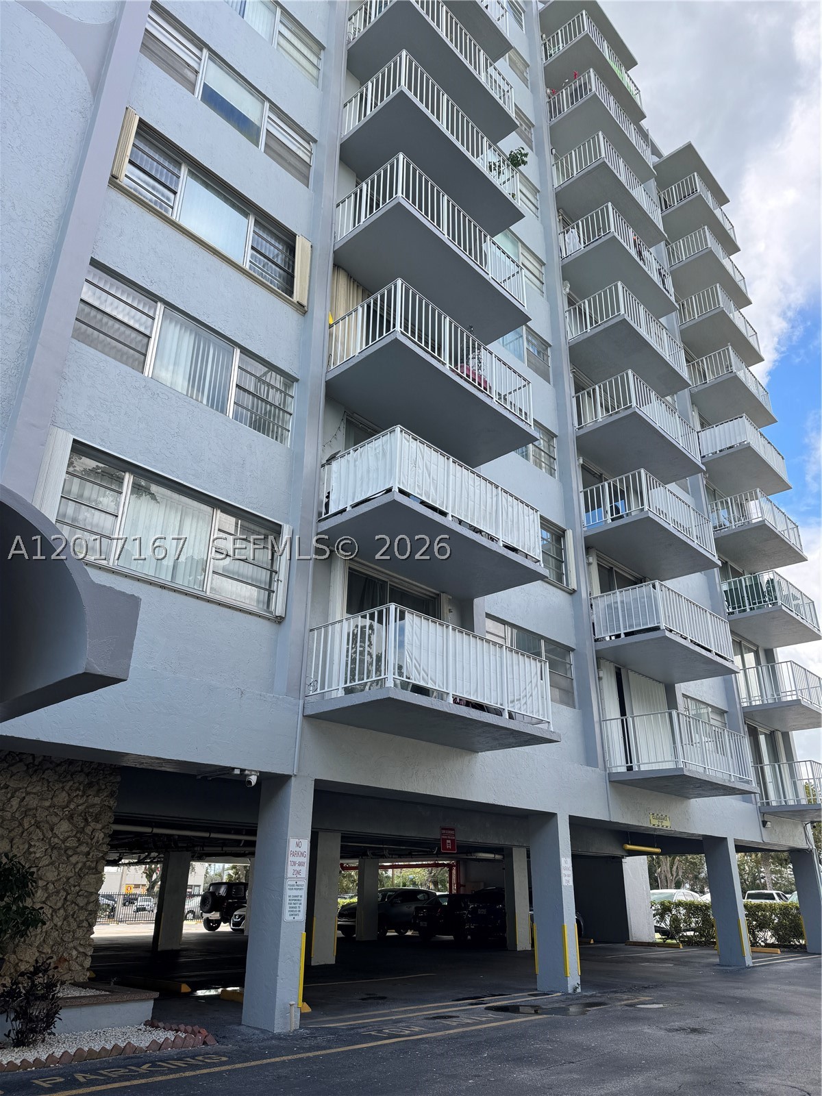 1470 NE 125th Ter 205 — photo
