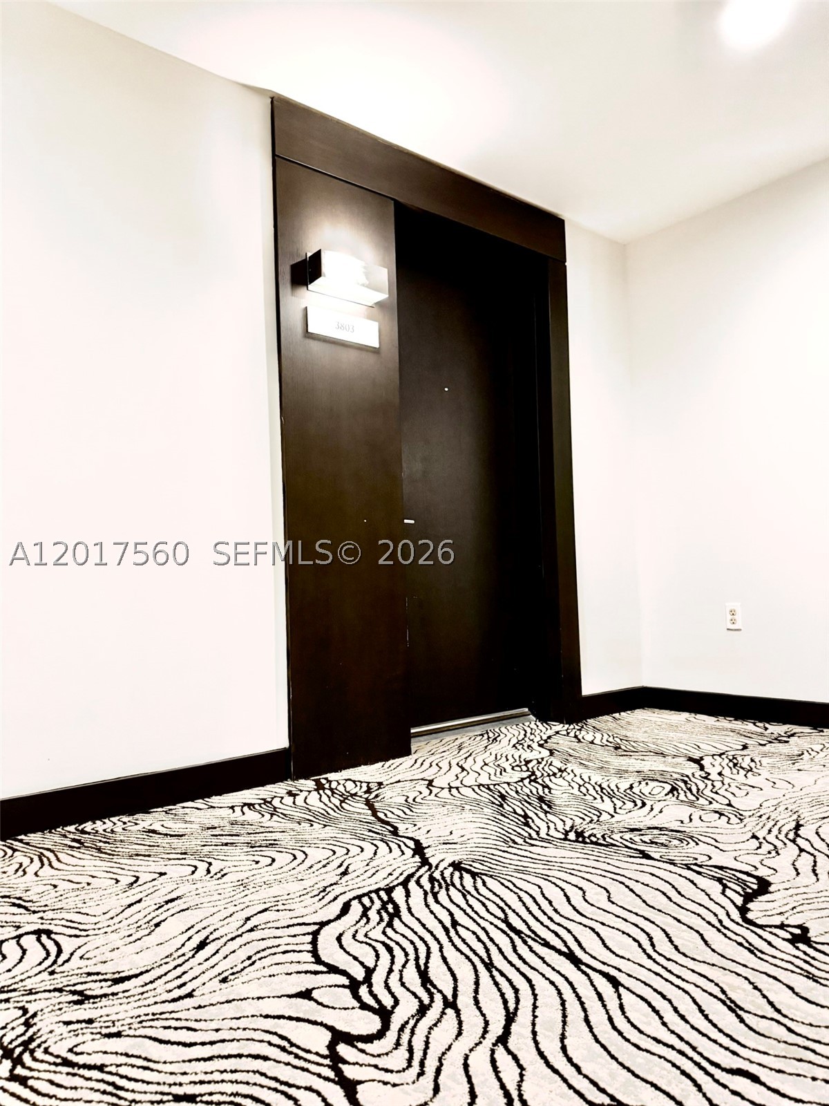 900 Biscayne Blvd 3803 — photo