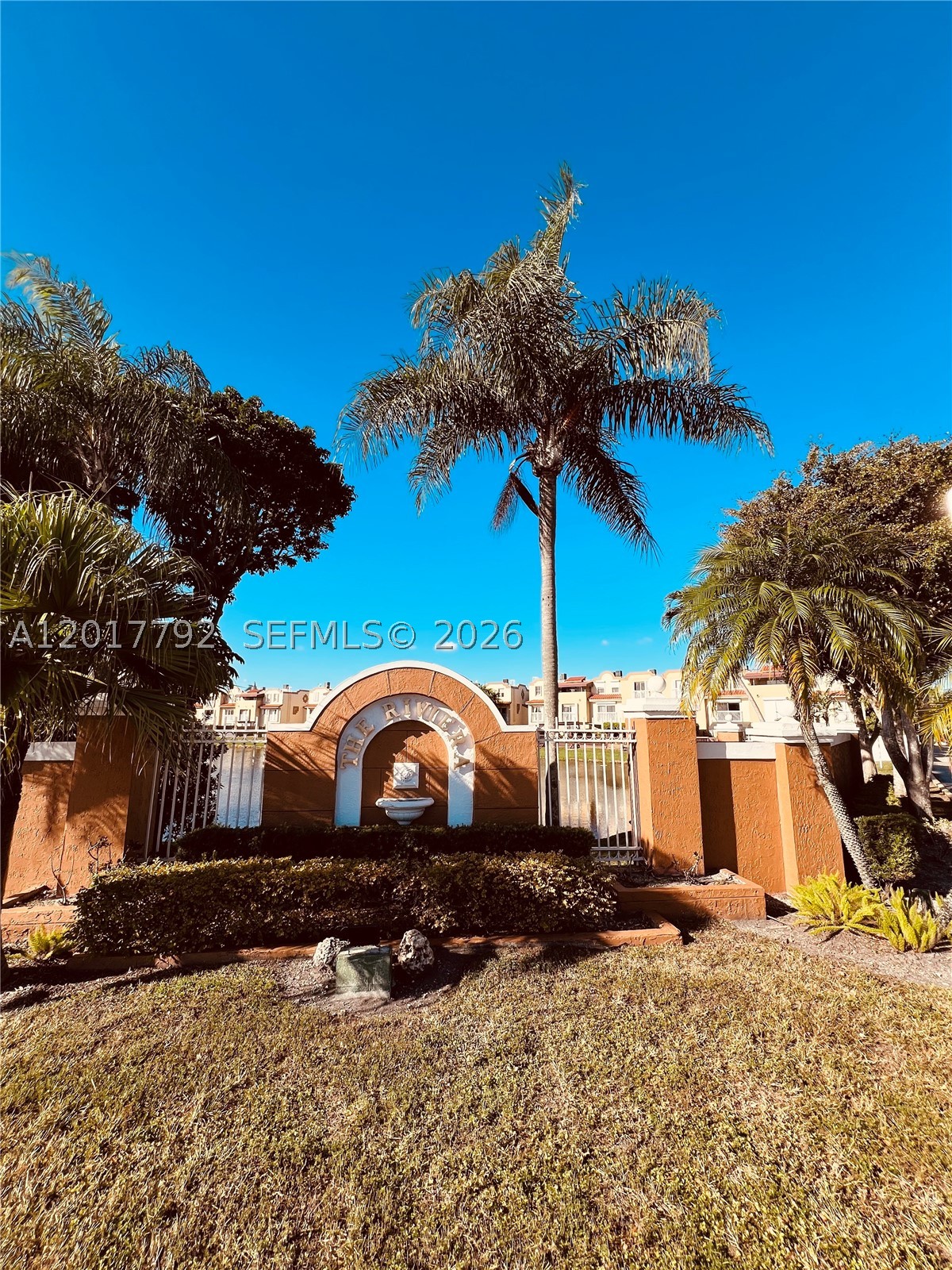 380 NW 85th Pl 1406 — photo