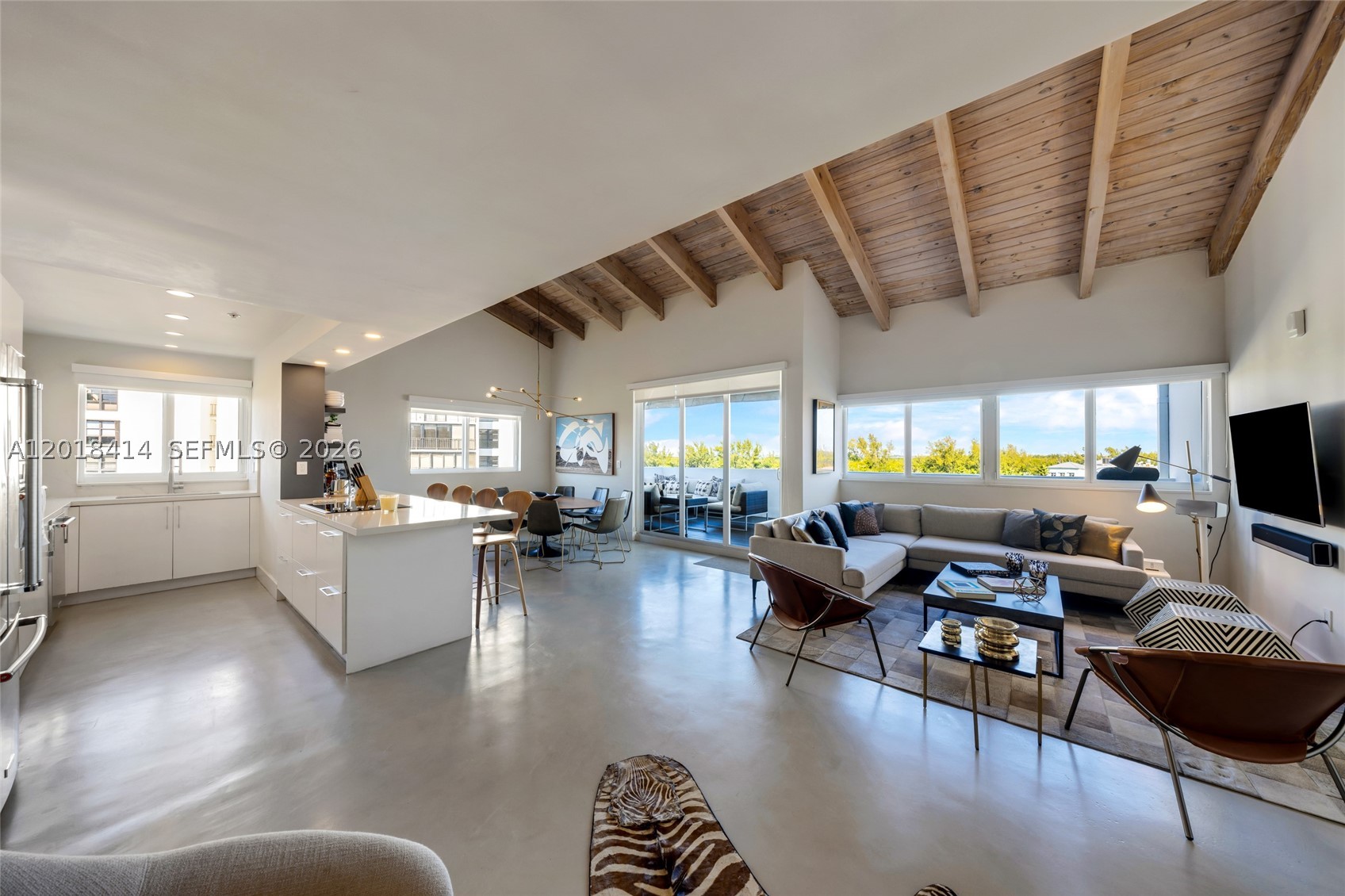 50 Ocean Lane Dr Ph603 — photo