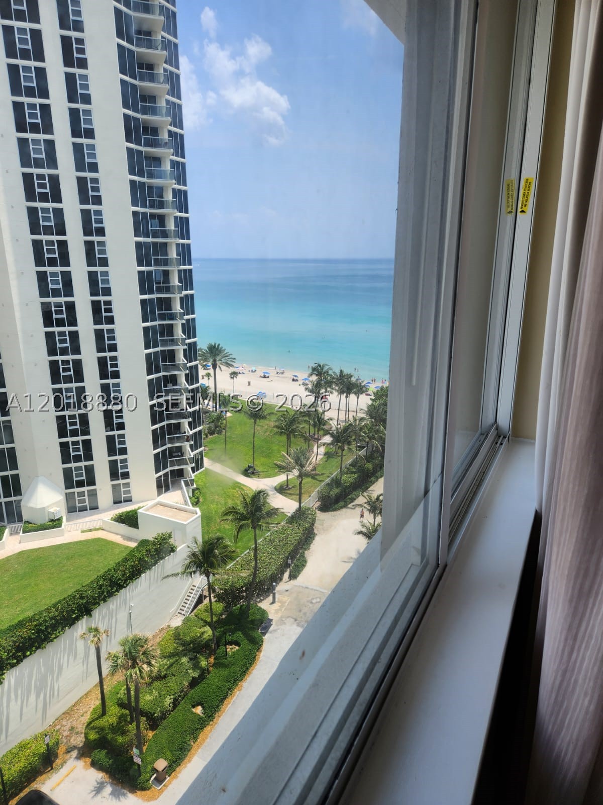 19201 Collins Ave 1028 — photo