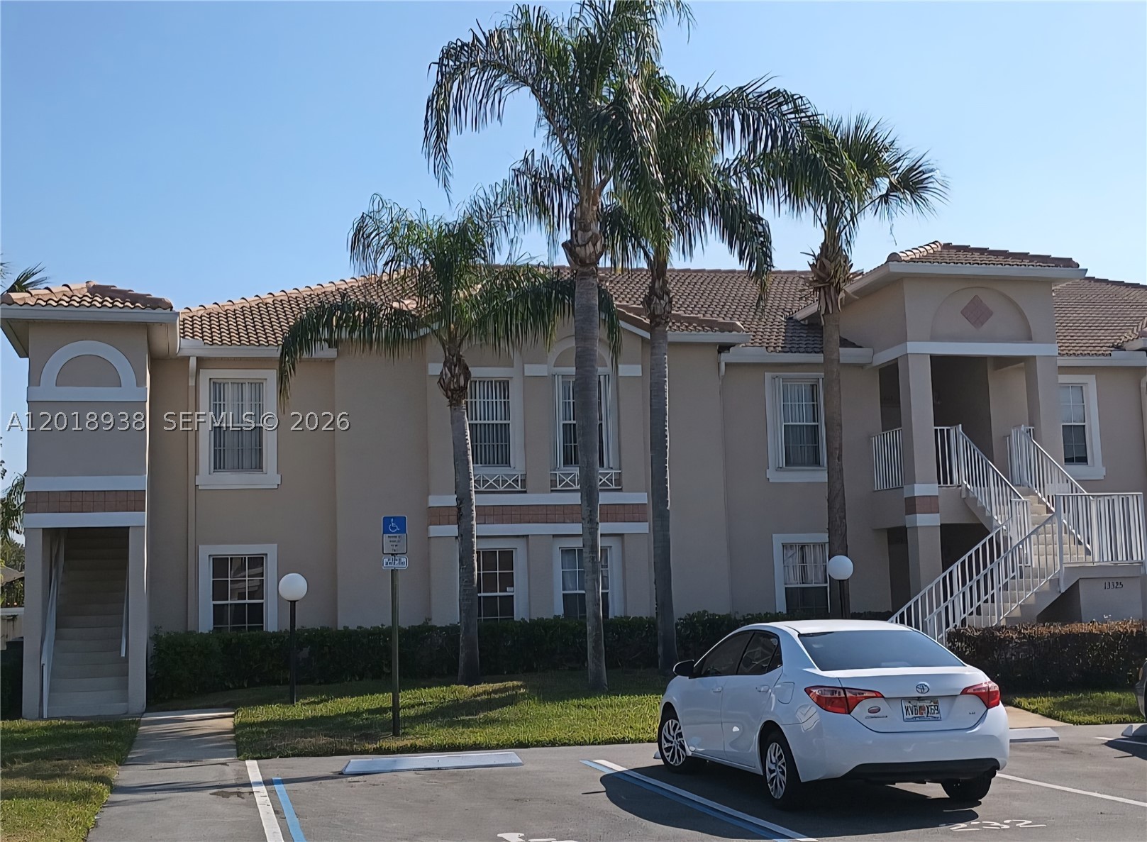 13325 Fairway Glen 201 — photo