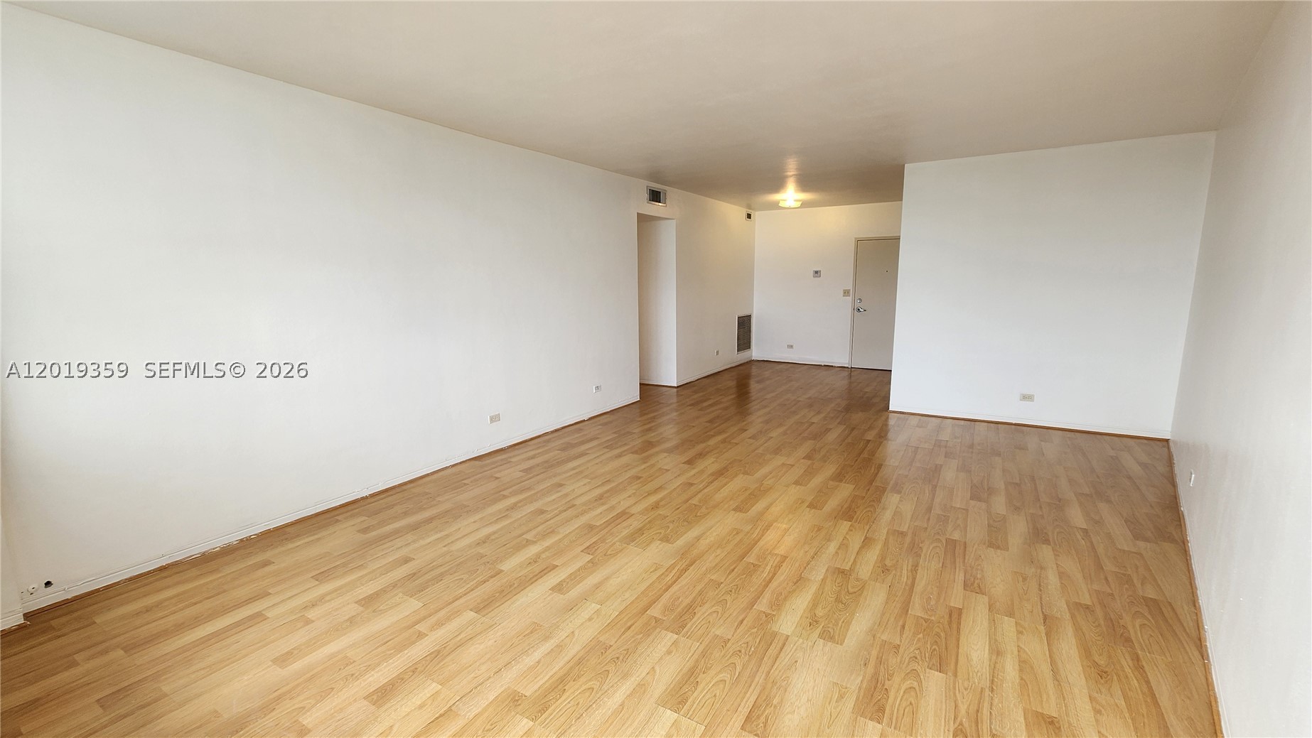 7441 Wayne 8-O — photo