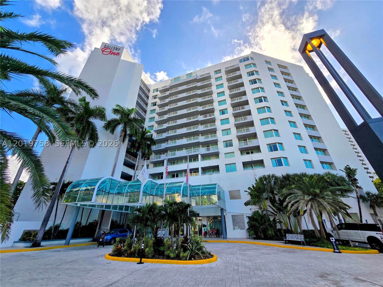 2670 E Sunrise Blvd 315 — photo