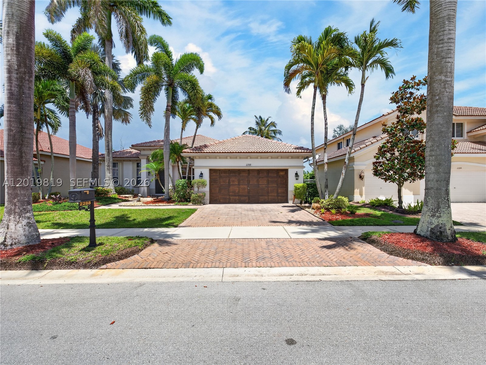 2288 Quail Roost Dr — photo