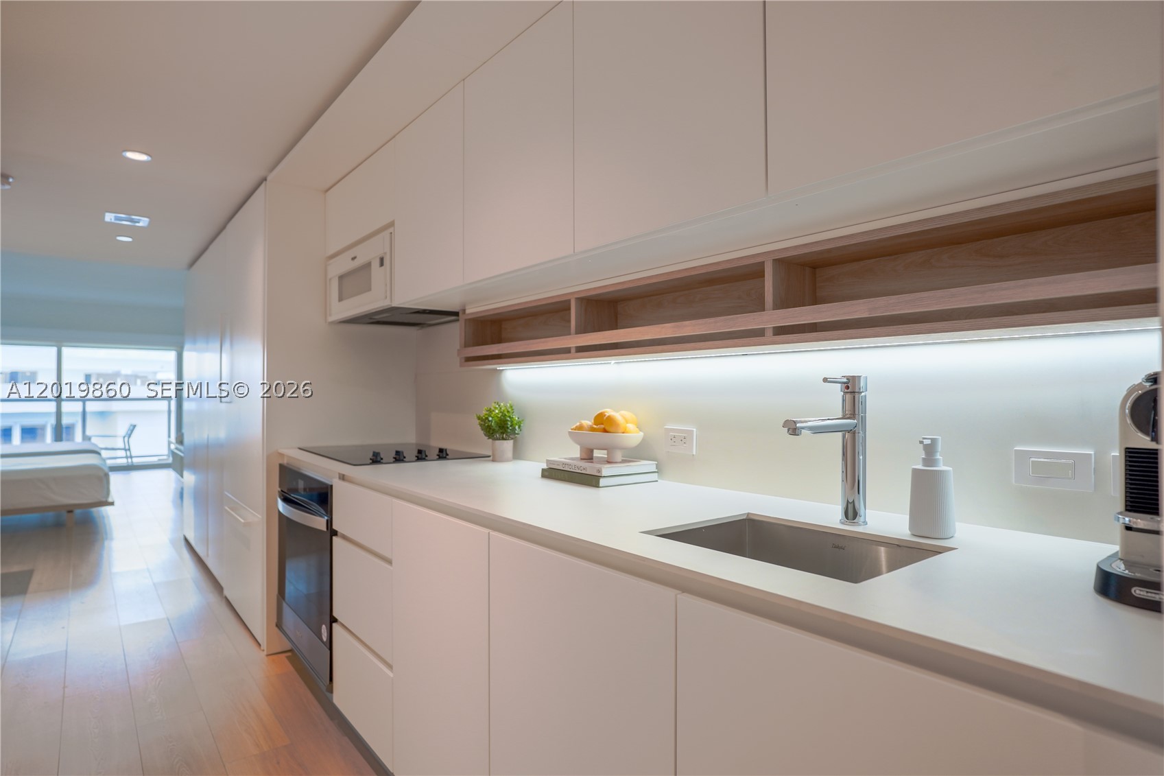 10250 Collins Avenue 407 — photo