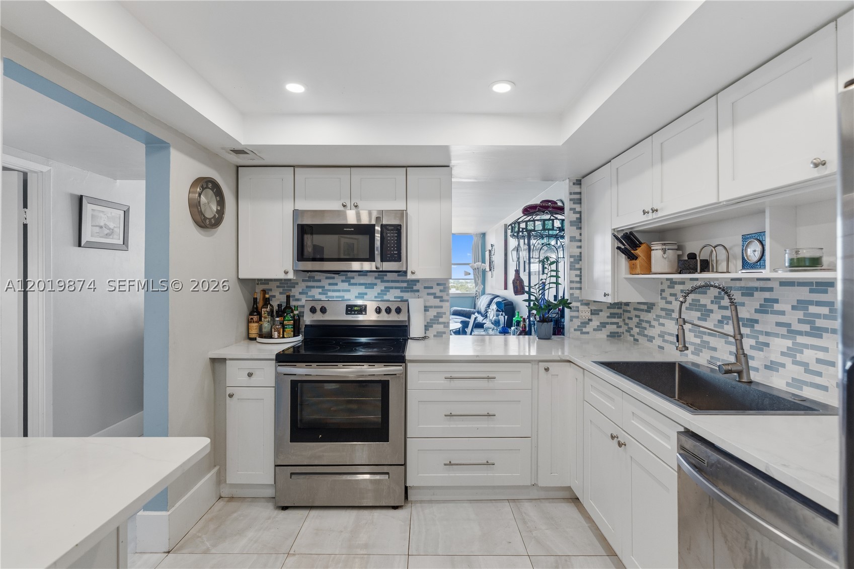 1351 NE Miami Gardens Dr 1603E — photo