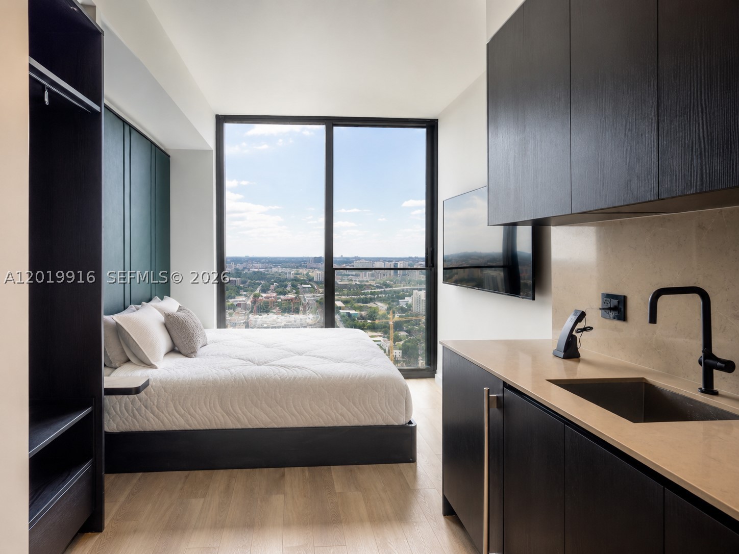 20 NE 11 St 3112B — photo