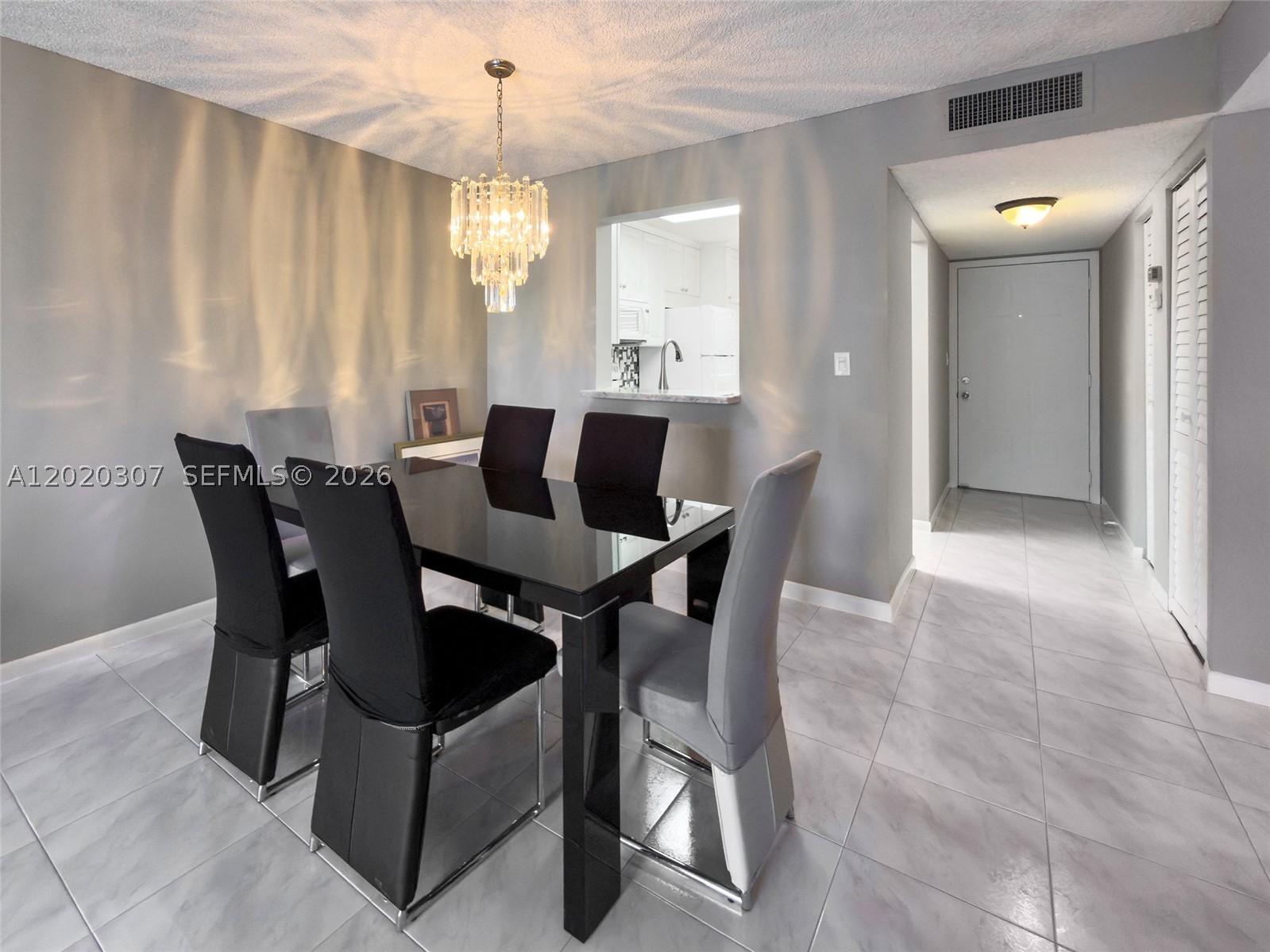 7145 Huntington Ln 303 — photo