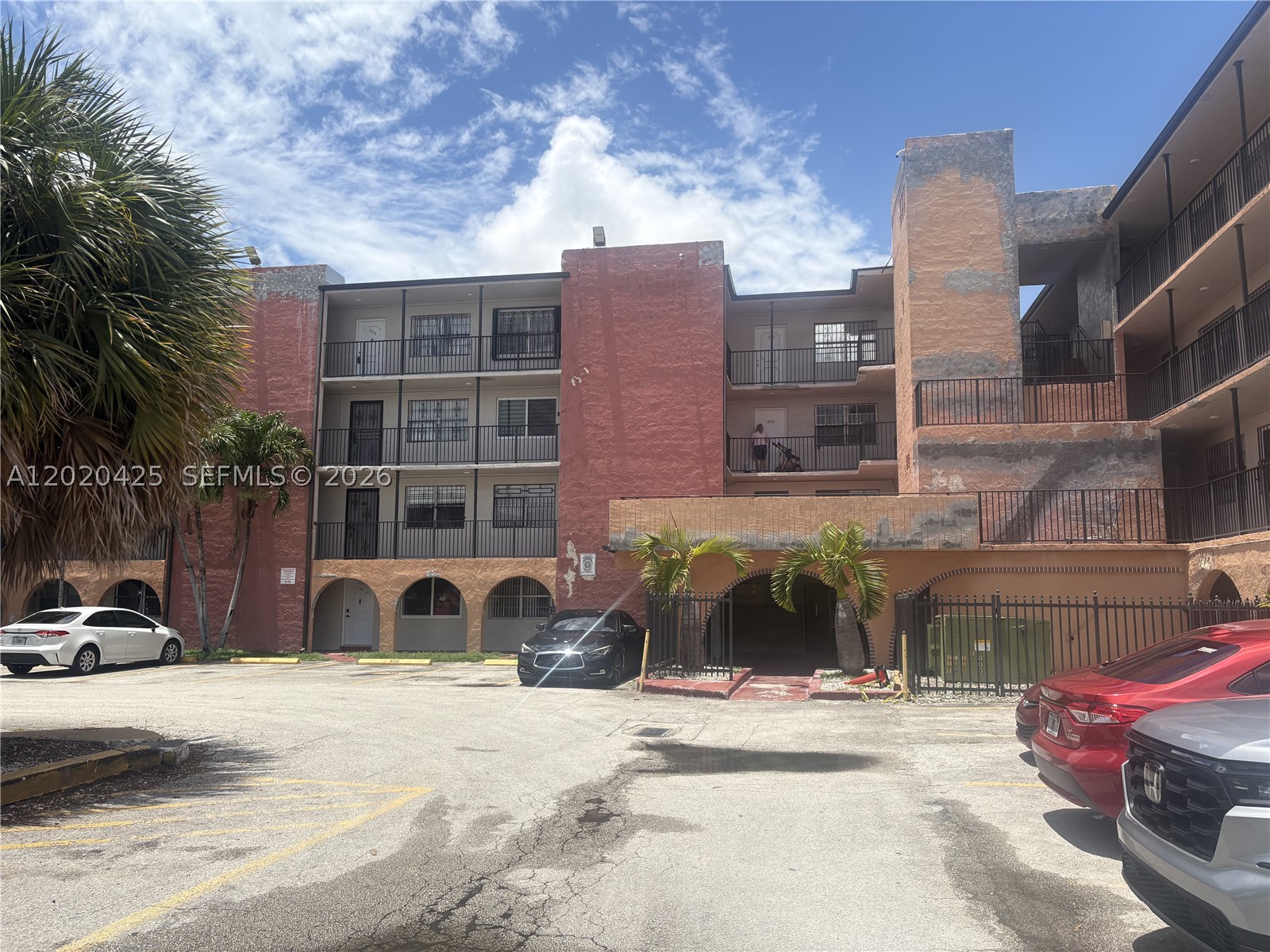 6620 W 2nd Ct 403 — photo
