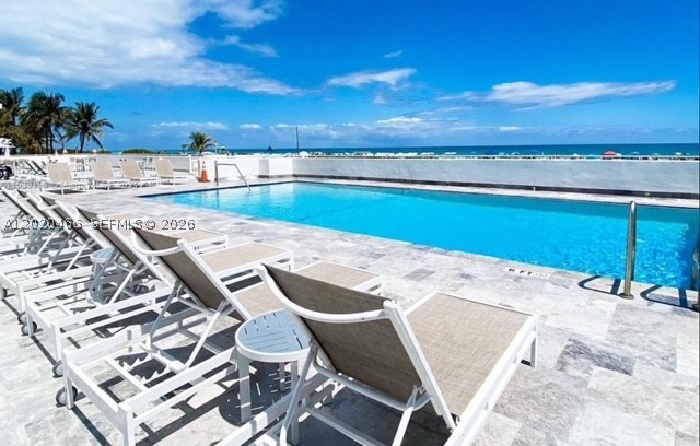 401 Ocean Dr 910 — photo