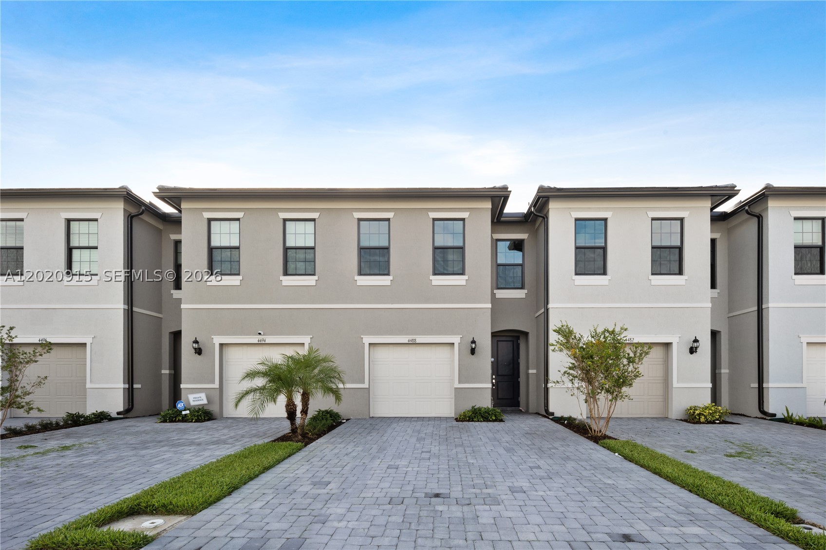 4488 E Appleton Cir E — photo