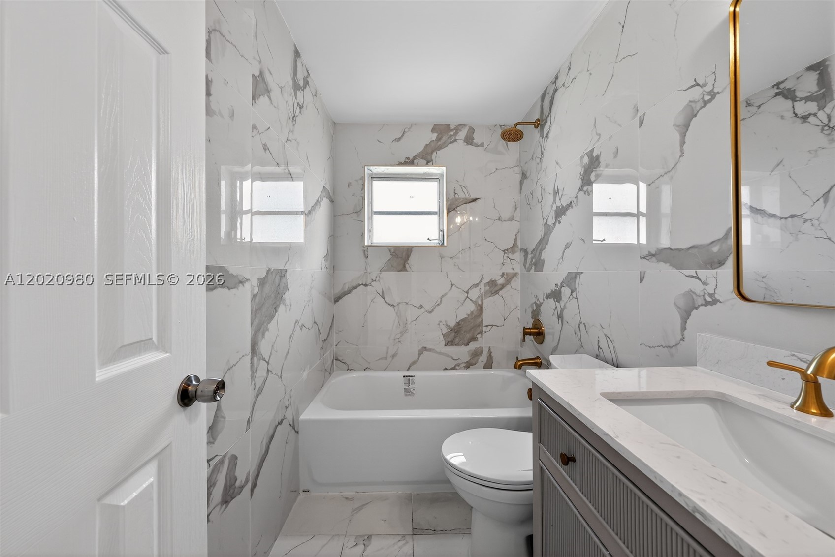145 SW 30th Ct B208 — photo