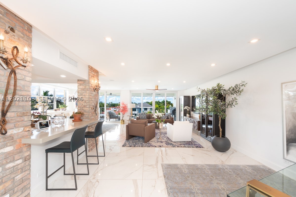 10180 W Bay Harbor Dr 4a — photo