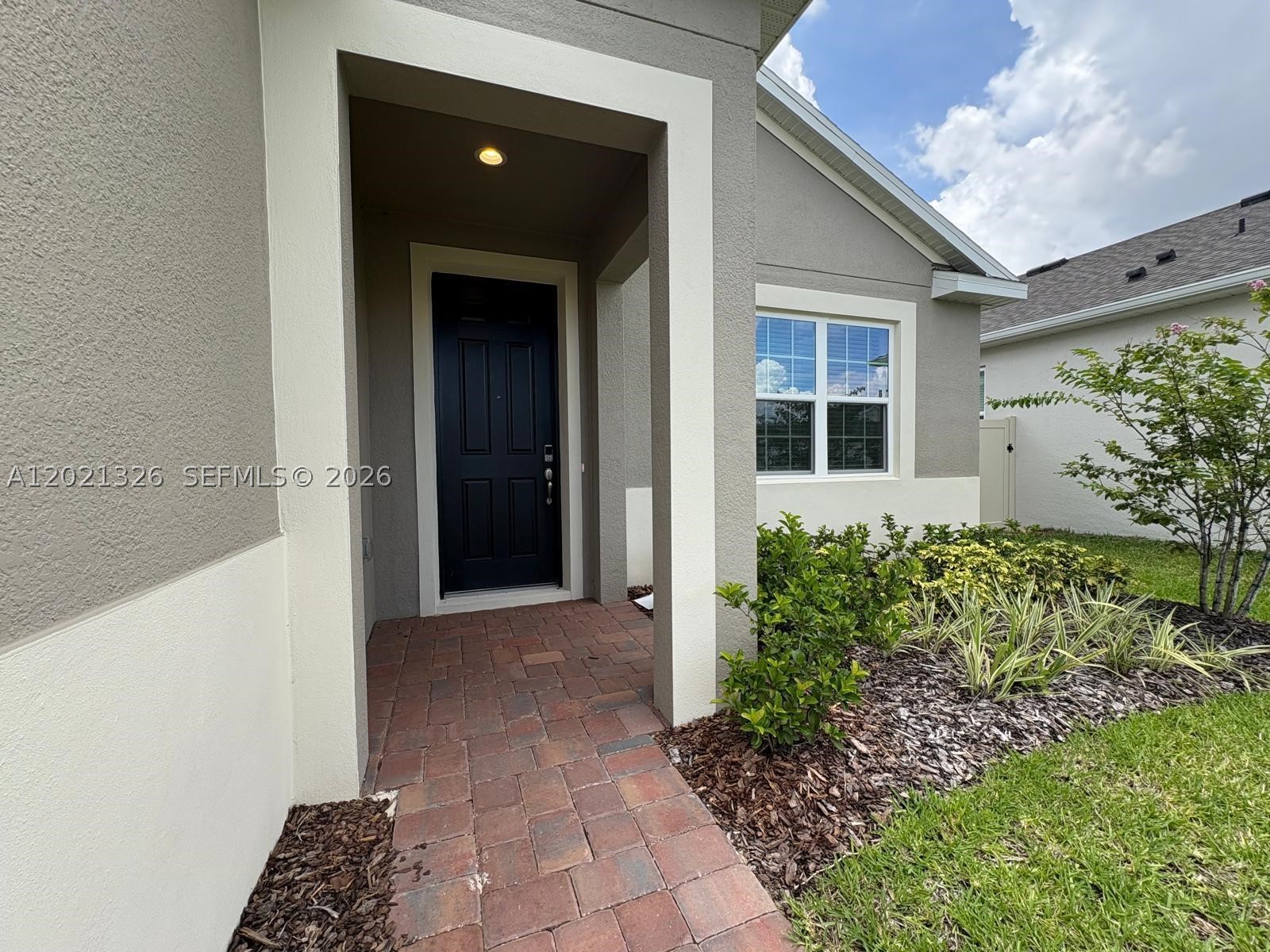 366 Switchgrass Loop 366, Other, FL 34715 — photo 2
