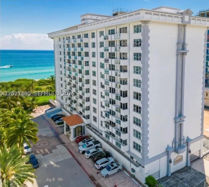 9195 Collins Ave 309 — photo