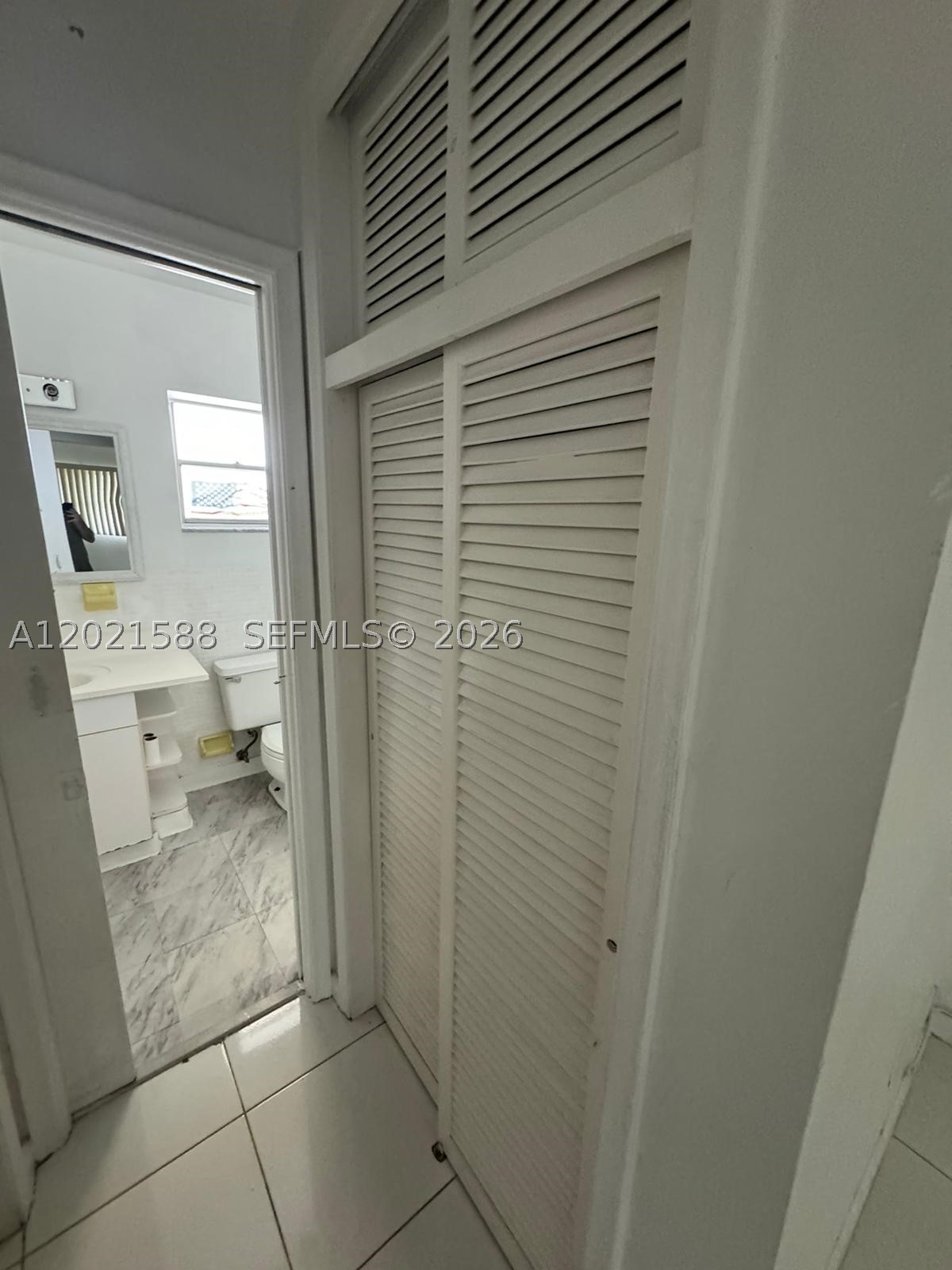20201 NE 29th Ct D329 — photo