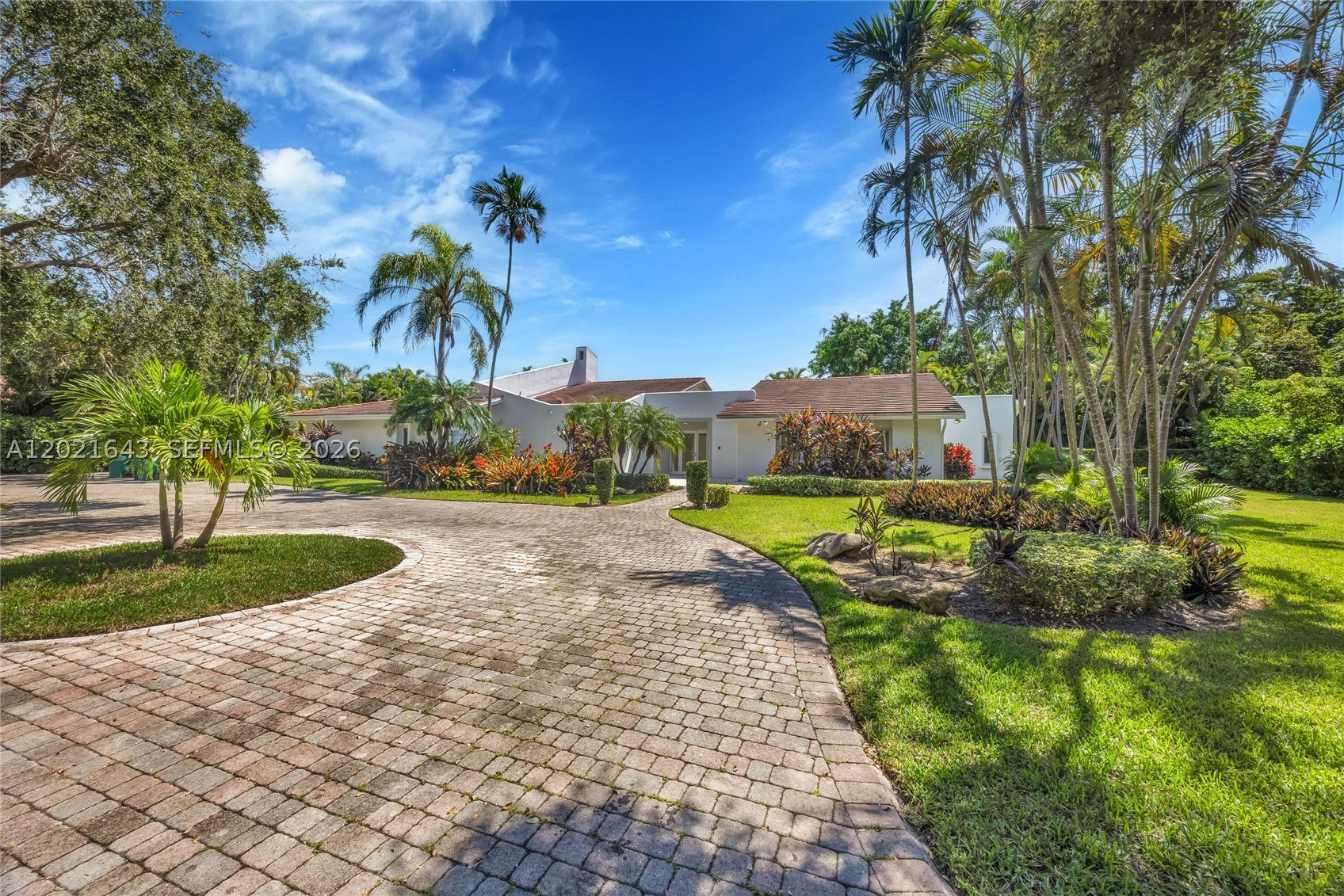 8303 Old Cutler Rd — photo