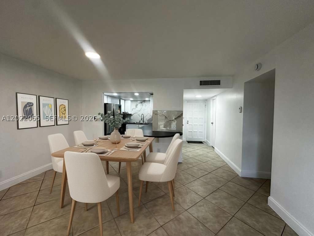 6301 N Falls Cir Dr 309 — photo