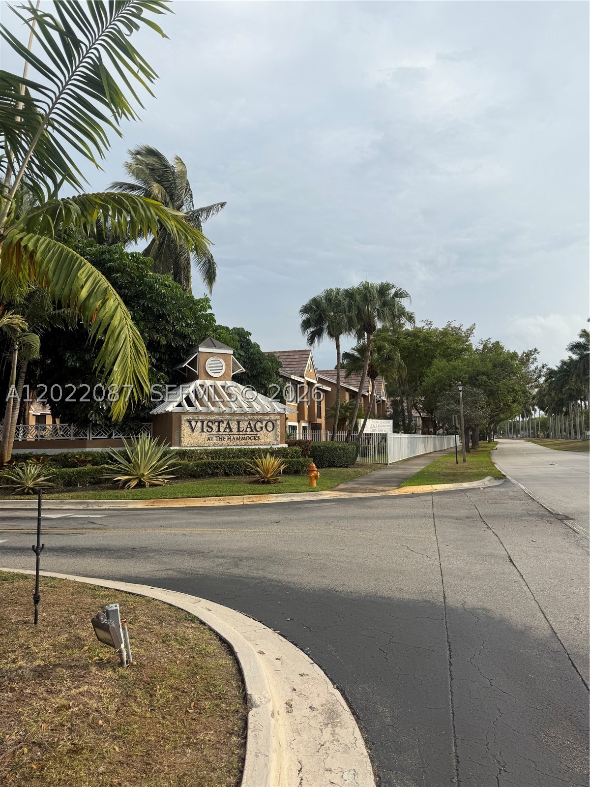 15689 SW 106th Ln 718 — photo