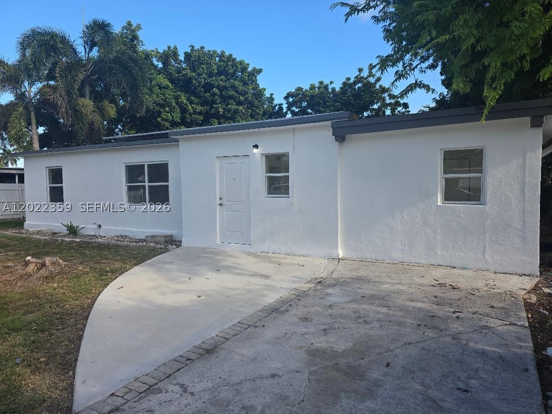 15340 Garfield Dr — photo