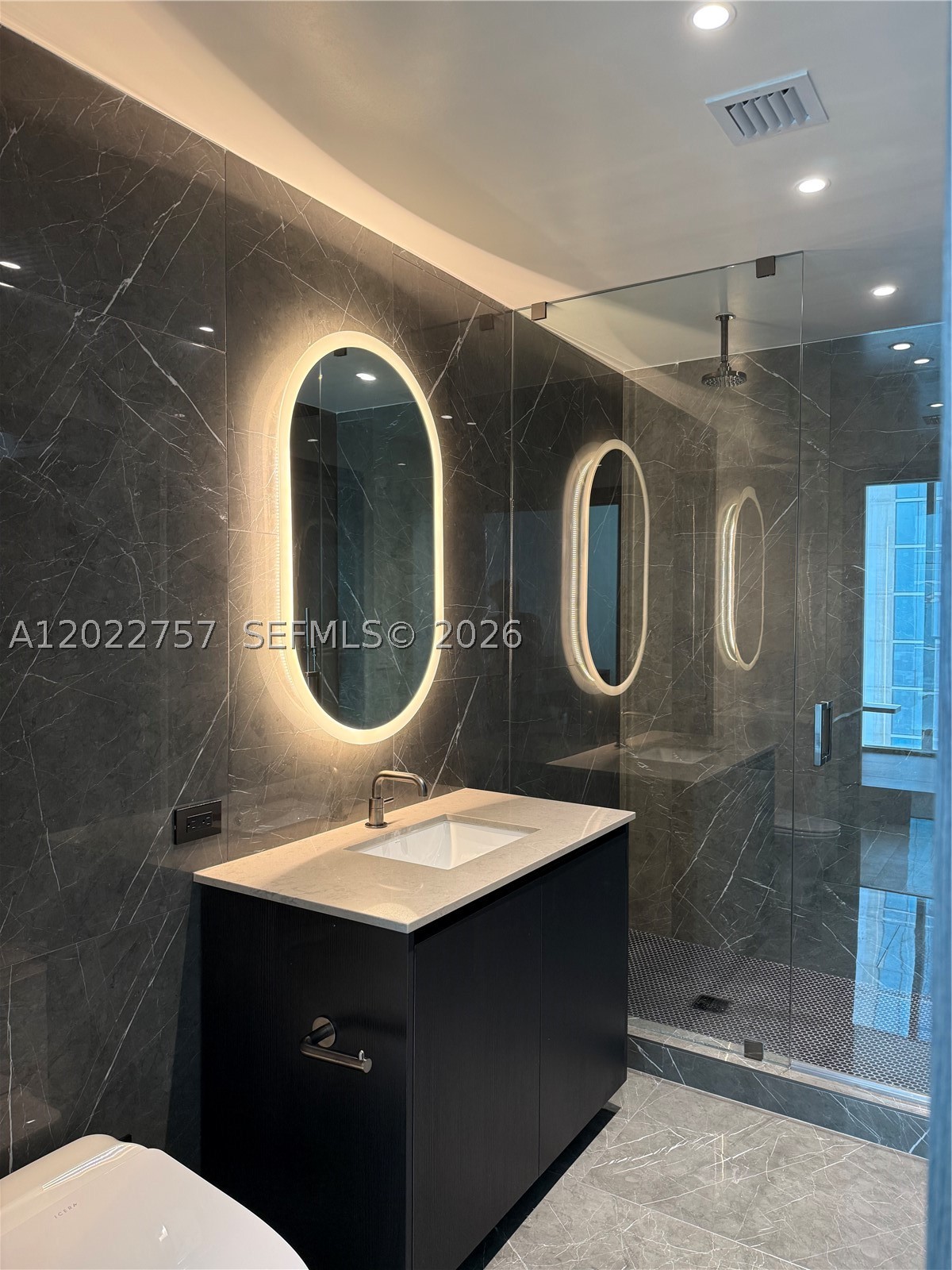 20 NE 11th St 3506 — photo