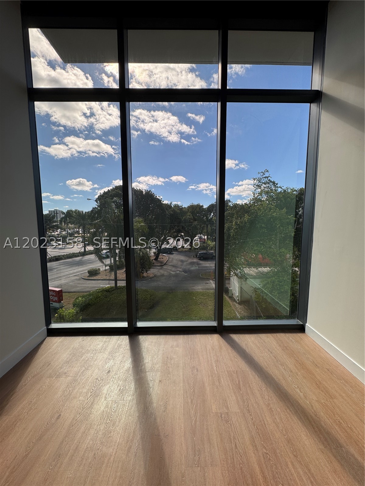 21290 Biscayne Blvd 208 — photo