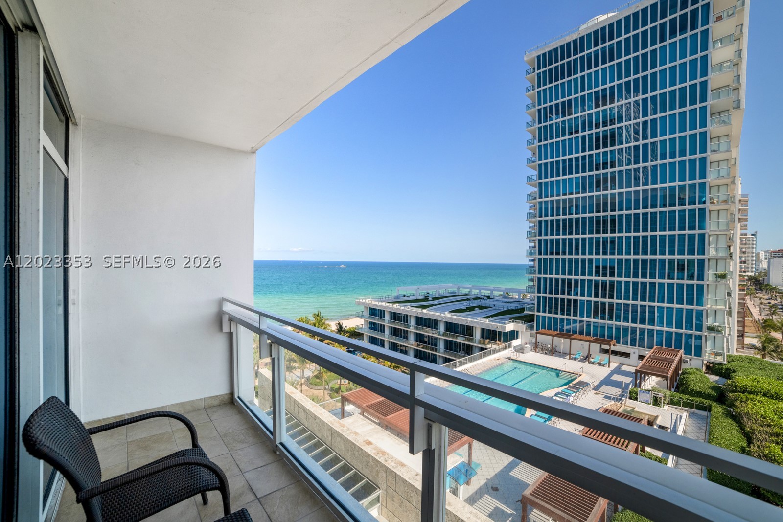 6801 Collins Ave 714 (Door 704) — photo