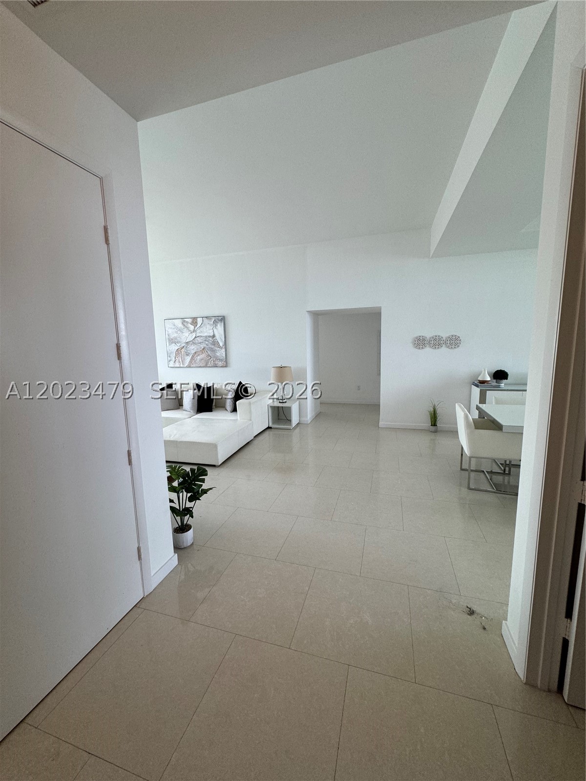 16001 Collins Ave 4006 — photo