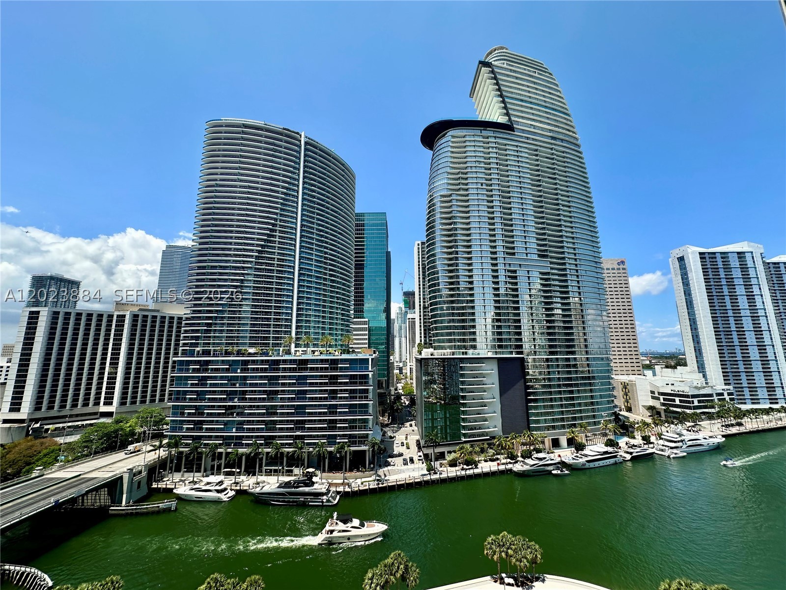 475 Brickell Avenue 1614 — photo