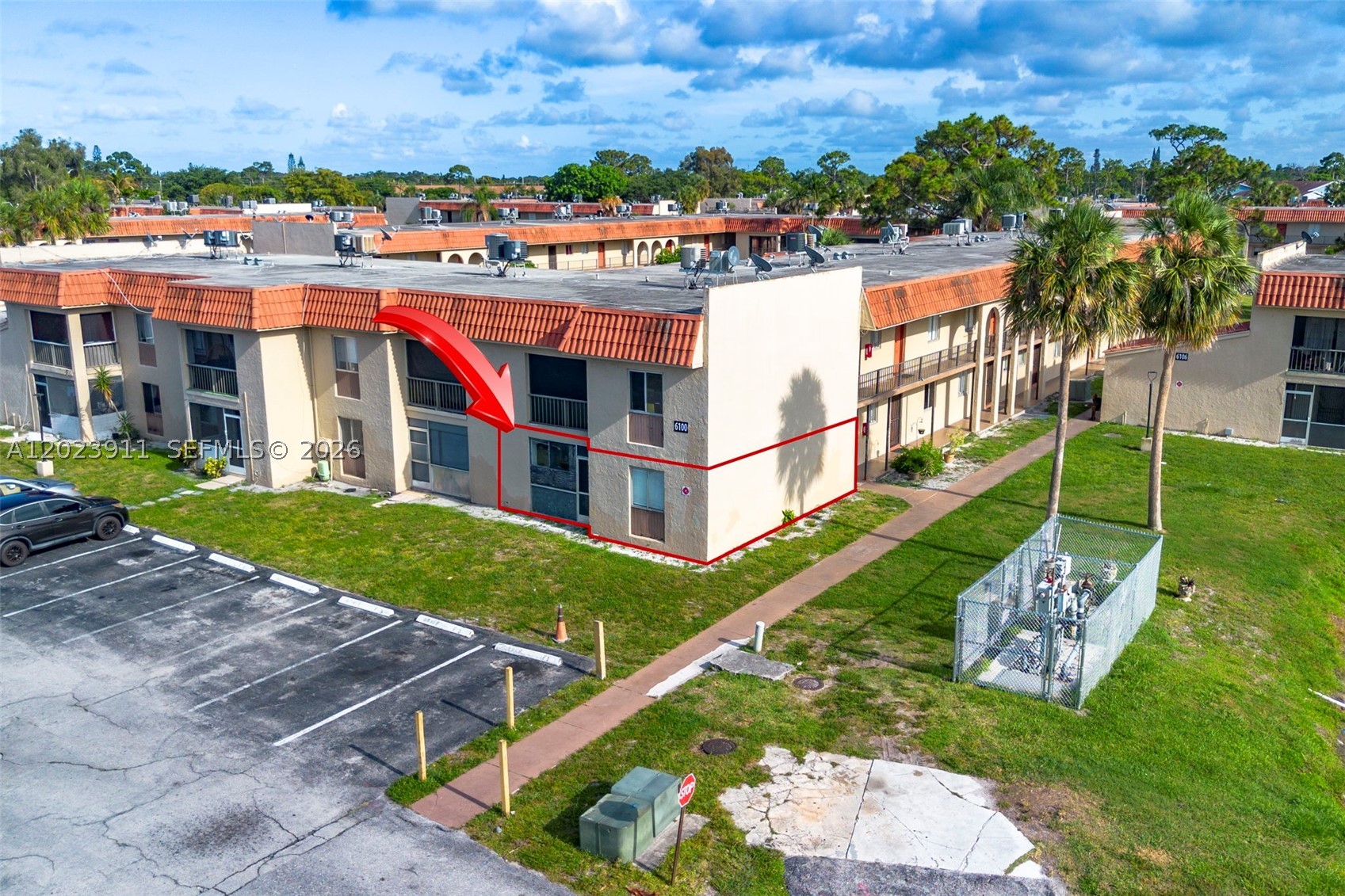 6100 Forest Hill Blvd 107 — photo