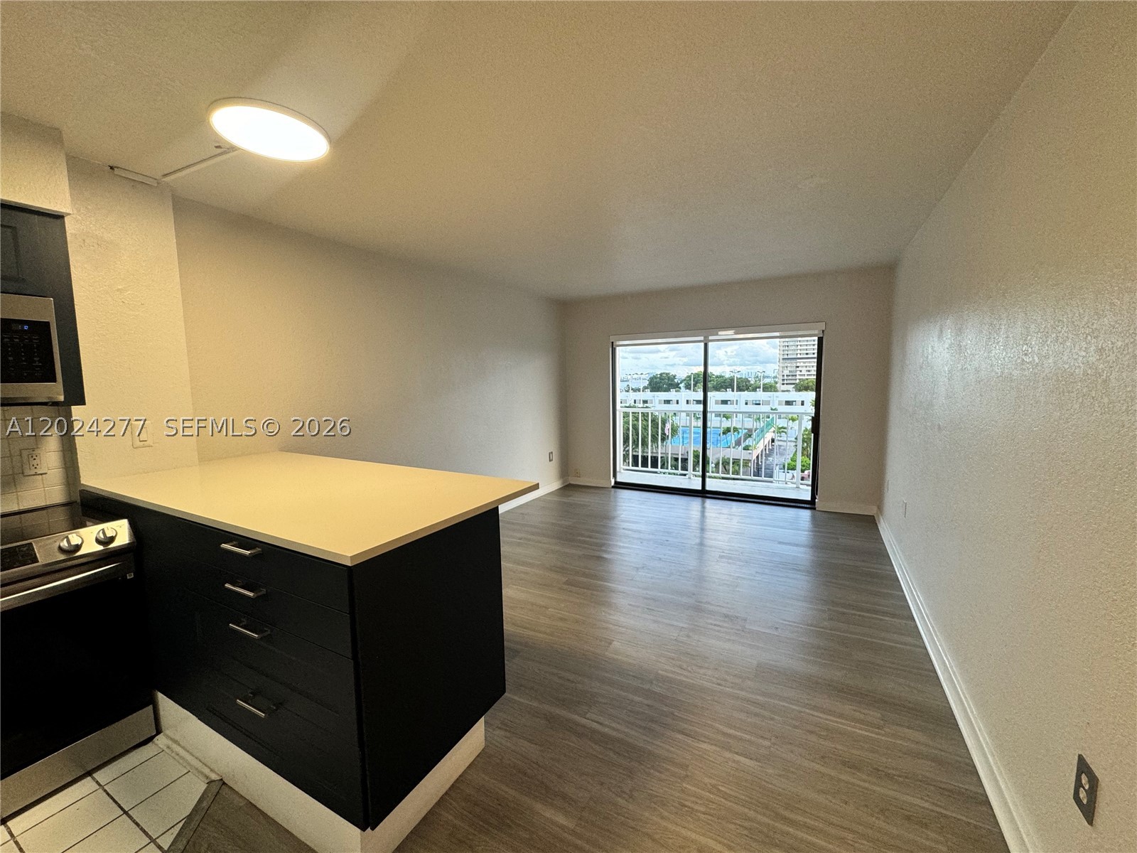 1650 NE 115th St 609 — photo