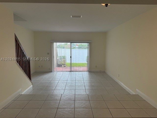 2856 Cambridge Ln — photo