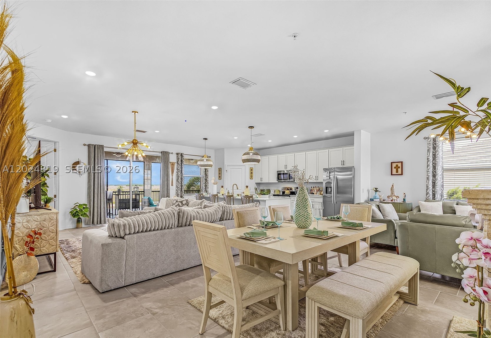 5686 Melbourne Court 7322 — photo