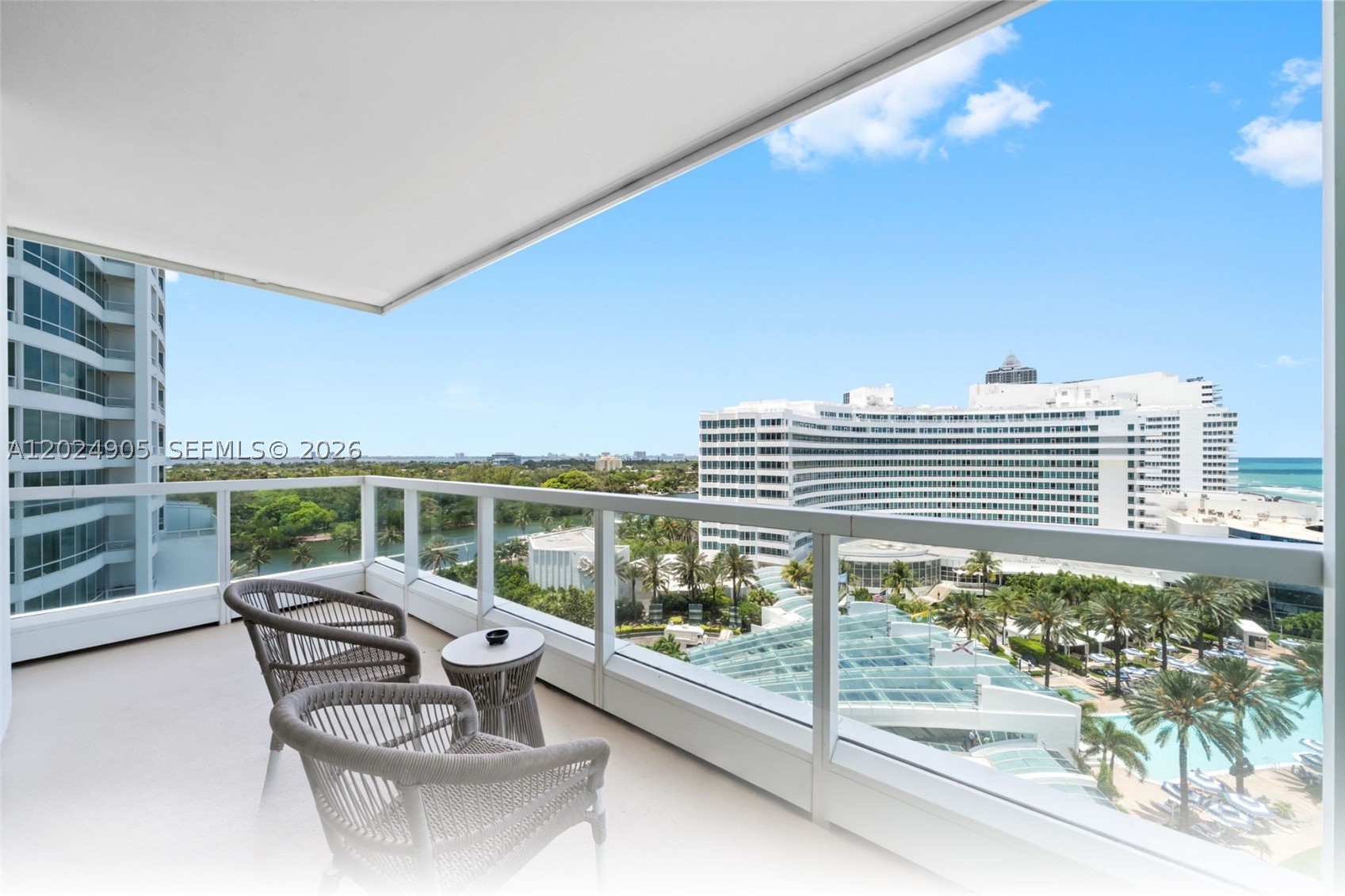 4391 Collins Ave 1001 — photo